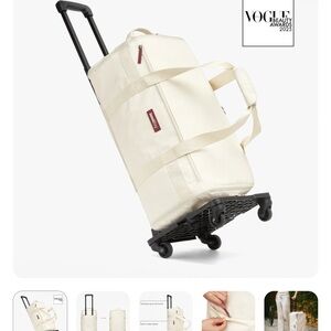 Jennibag 2.0 roller duffel in beige with packing cubes, cosmetic bag & tote NWT